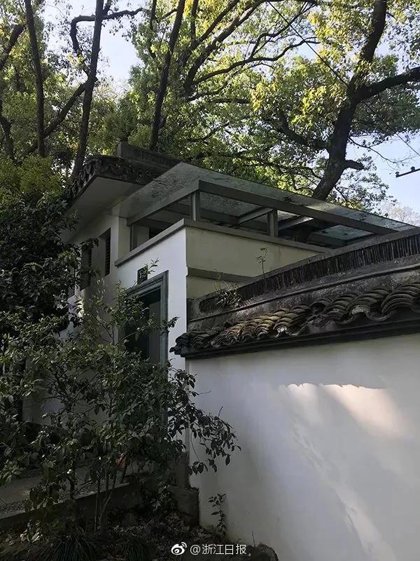 医疗:qq附近人上门 人到给钱