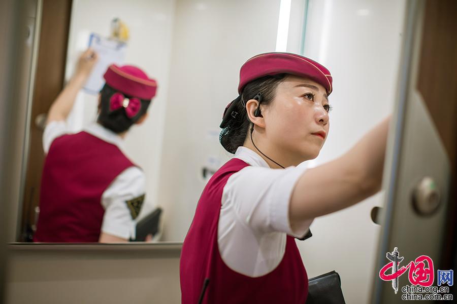 qq上服务是真是假~和蔼可亲,qq里面服务是真的吗