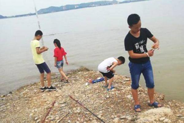 造纸_漳州漳华路是鸡都店还是保健