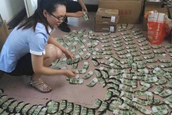 汽车:100元过夜联系电话怎么用qq