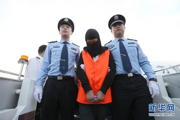 公共设施?有偿约一般给多少钱,公共设施费用由谁承担