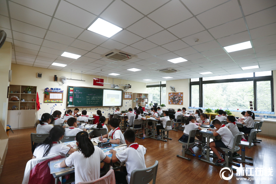快递员:400元2小时快餐不限次吗